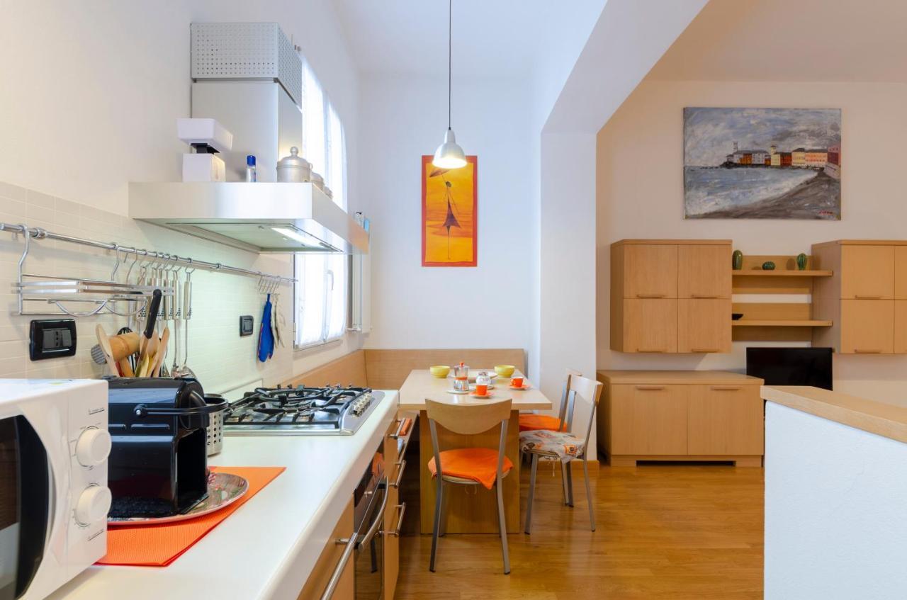 Joivy Apt For 4, Metres From Beach, In Sestri Levante Luaran gambar