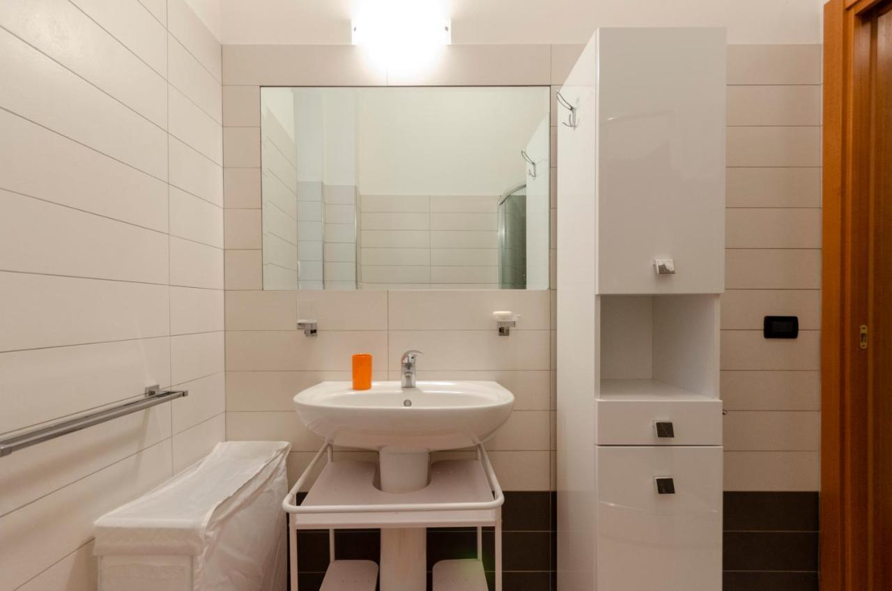 Joivy Apt For 4, Metres From Beach, In Sestri Levante Luaran gambar